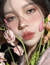 Load image into Gallery viewer, Shimmering Starlight Char. 免膠水假眼睫毛 (三部曲 Shimmering Starlight)