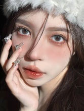 Load image into Gallery viewer, Summer Eclipse Char. 免膠水假眼睫毛 (太陽花 Summer Eclipse)