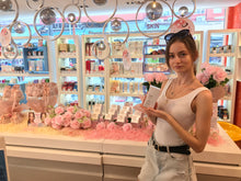 Load image into Gallery viewer, LA ROCHELLE 歌麗姬寶 皇牌蘆薈深層洗面啫喱 LA ROCHELLE ONE STEP EXPRESS CLEANSING GEL NEW FORMULA (ALOE VERA, BOTANICAL EXTRACT , COMPLEX B) 250ml